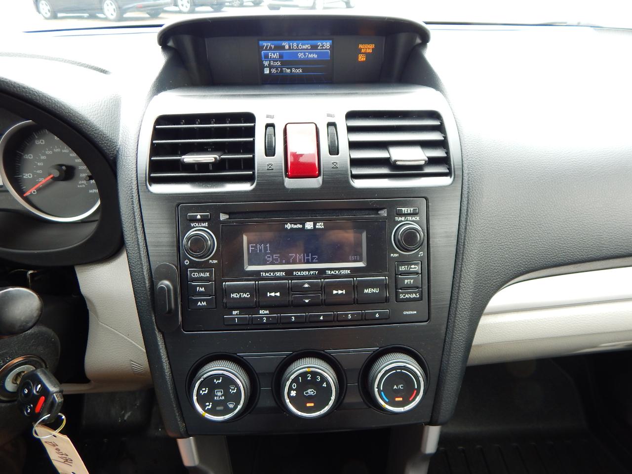Subaru Forester 4dr CVT 2.5i Premium PZEV 2015