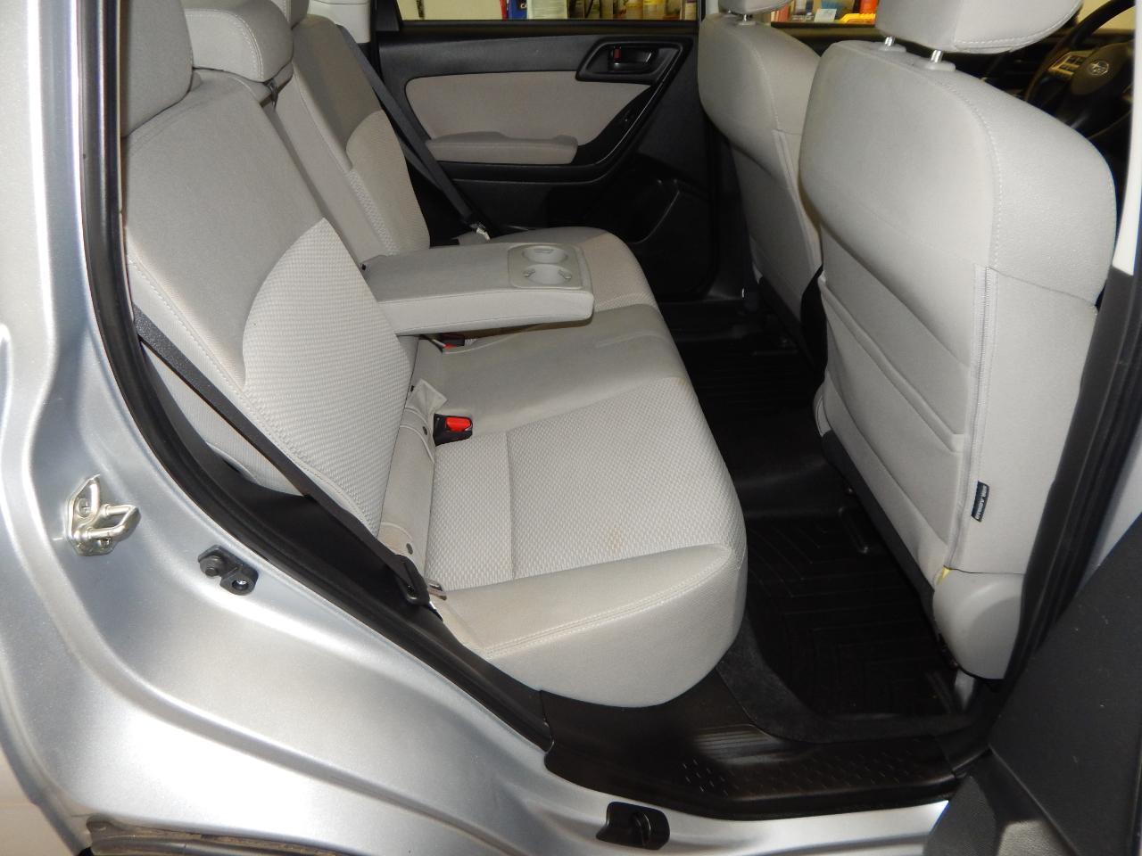 Subaru Forester 4dr CVT 2.5i Premium PZEV 2015