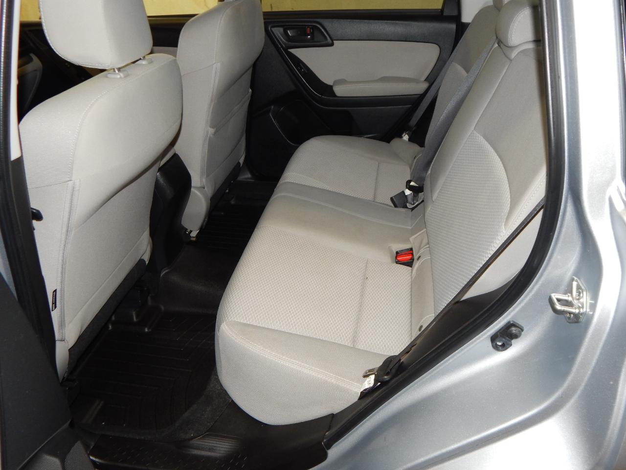 Subaru Forester 4dr CVT 2.5i Premium PZEV 2015