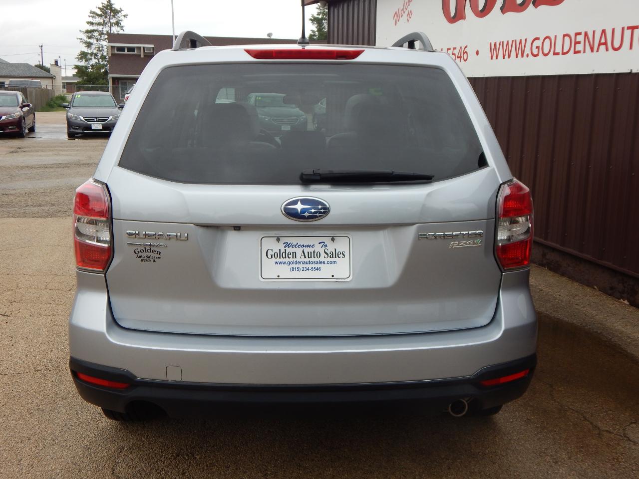 Subaru Forester 4dr CVT 2.5i Premium PZEV 2015