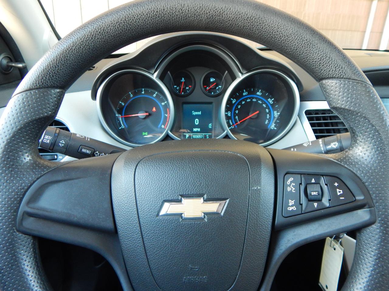 Chevrolet Cruze  2011