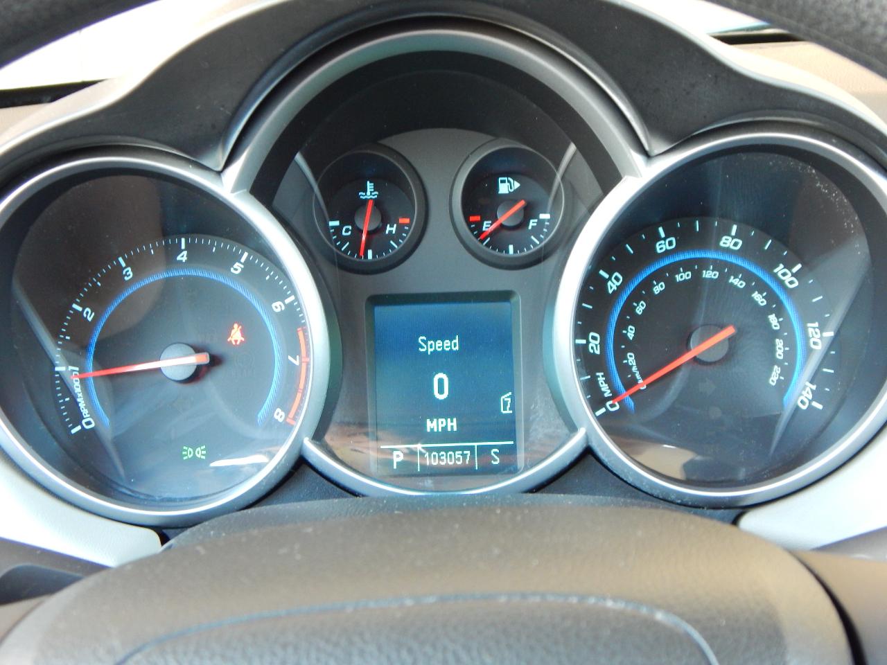 Chevrolet Cruze  2011