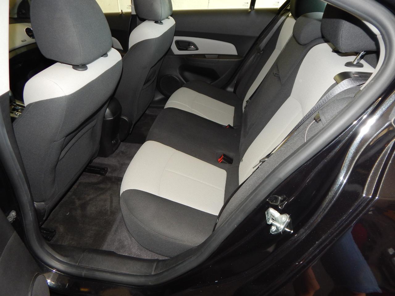 Chevrolet Cruze  2011
