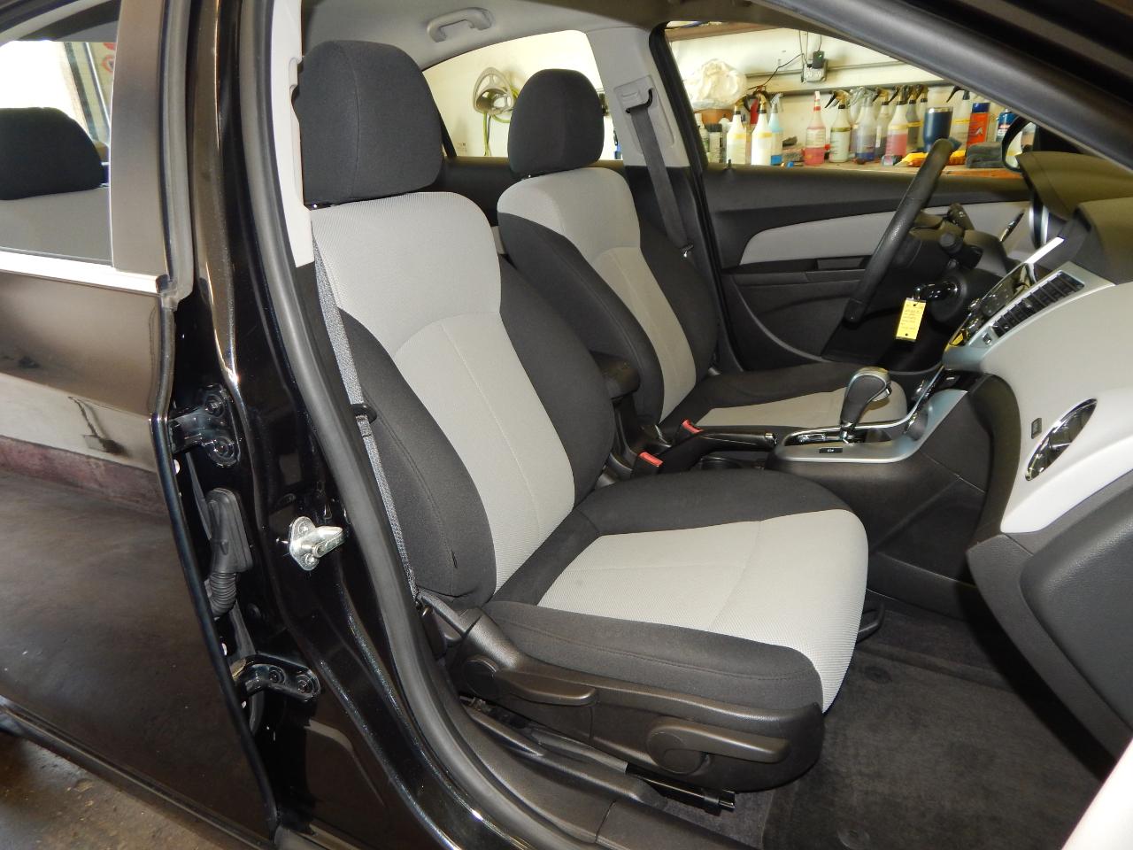 Chevrolet Cruze  2011