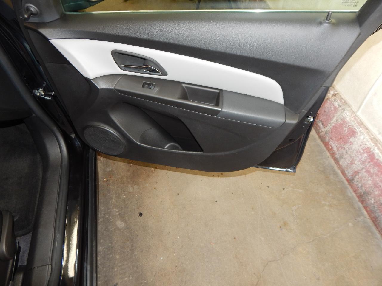 Chevrolet Cruze  2011