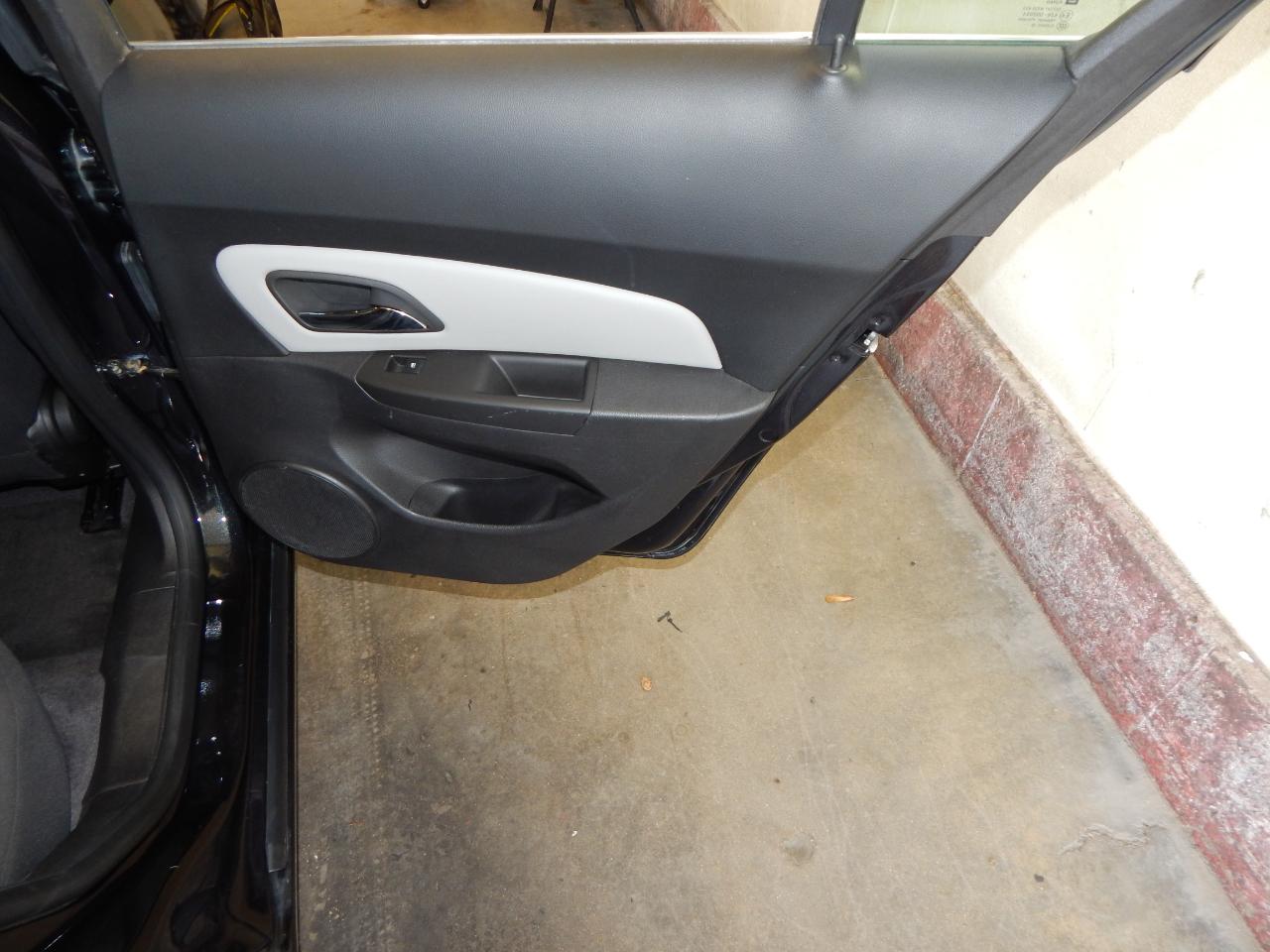 Chevrolet Cruze  2011