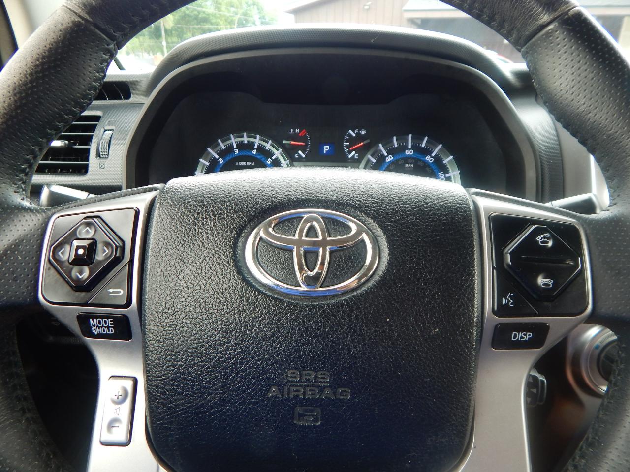 Toyota 4Runner 4WD 4dr V6 Limited (Natl) 2016