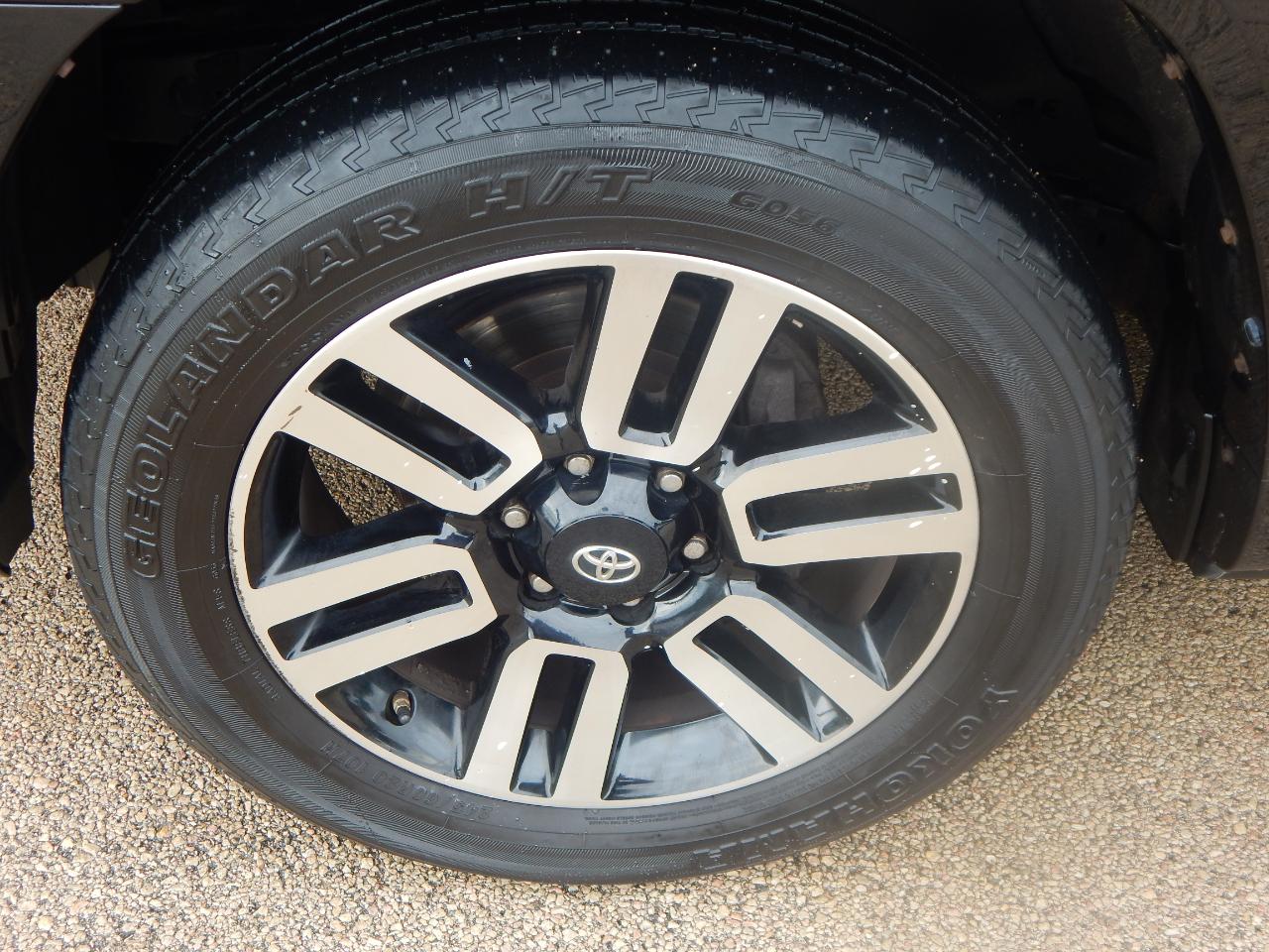 Toyota 4Runner 4WD 4dr V6 Limited (Natl) 2016