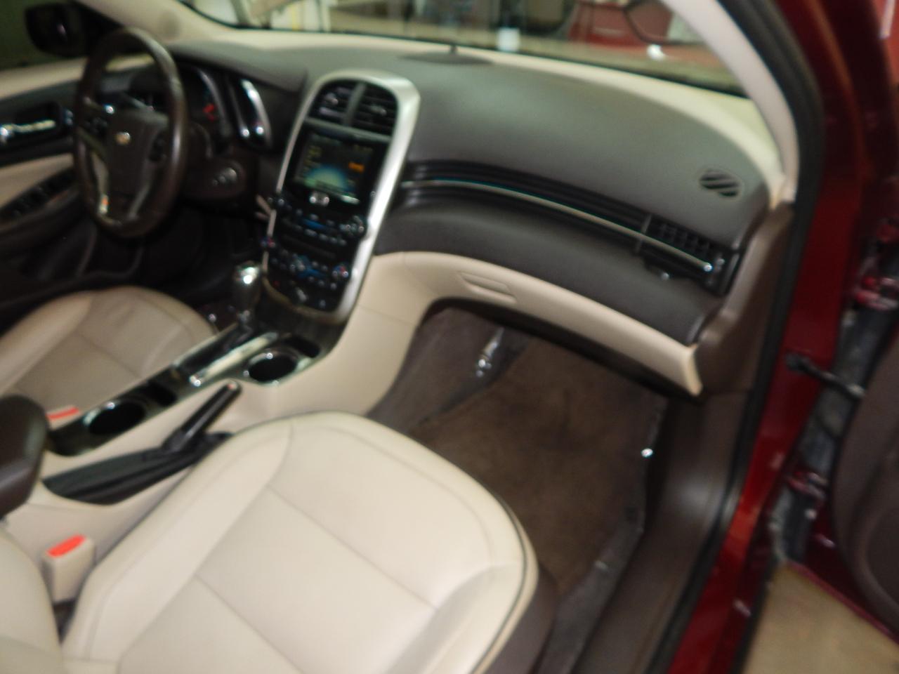 Chevrolet Malibu 4dr Sdn LT w/2LT 2015