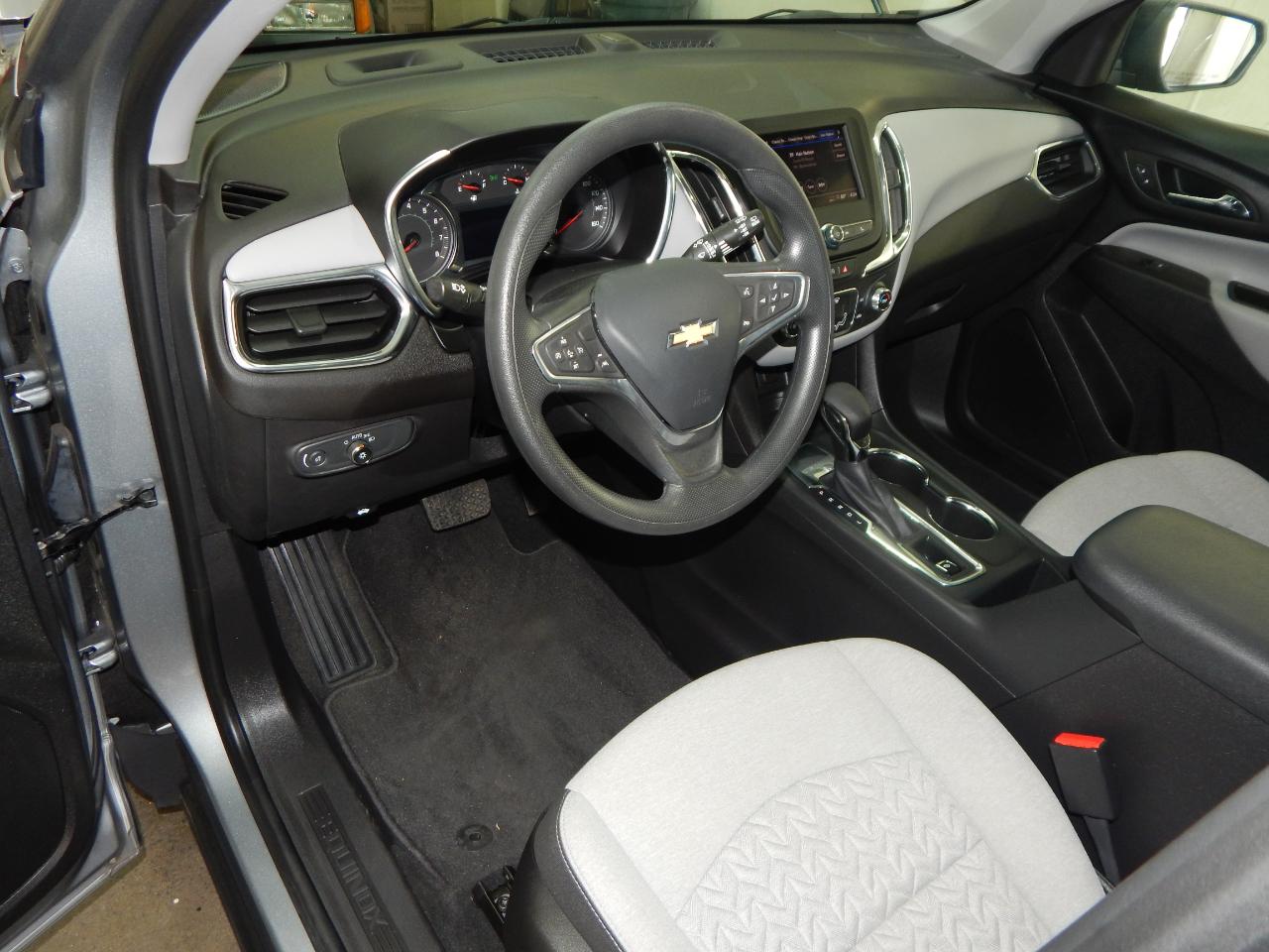 Chevrolet Equinox FWD 4dr LS w/1LS 2023