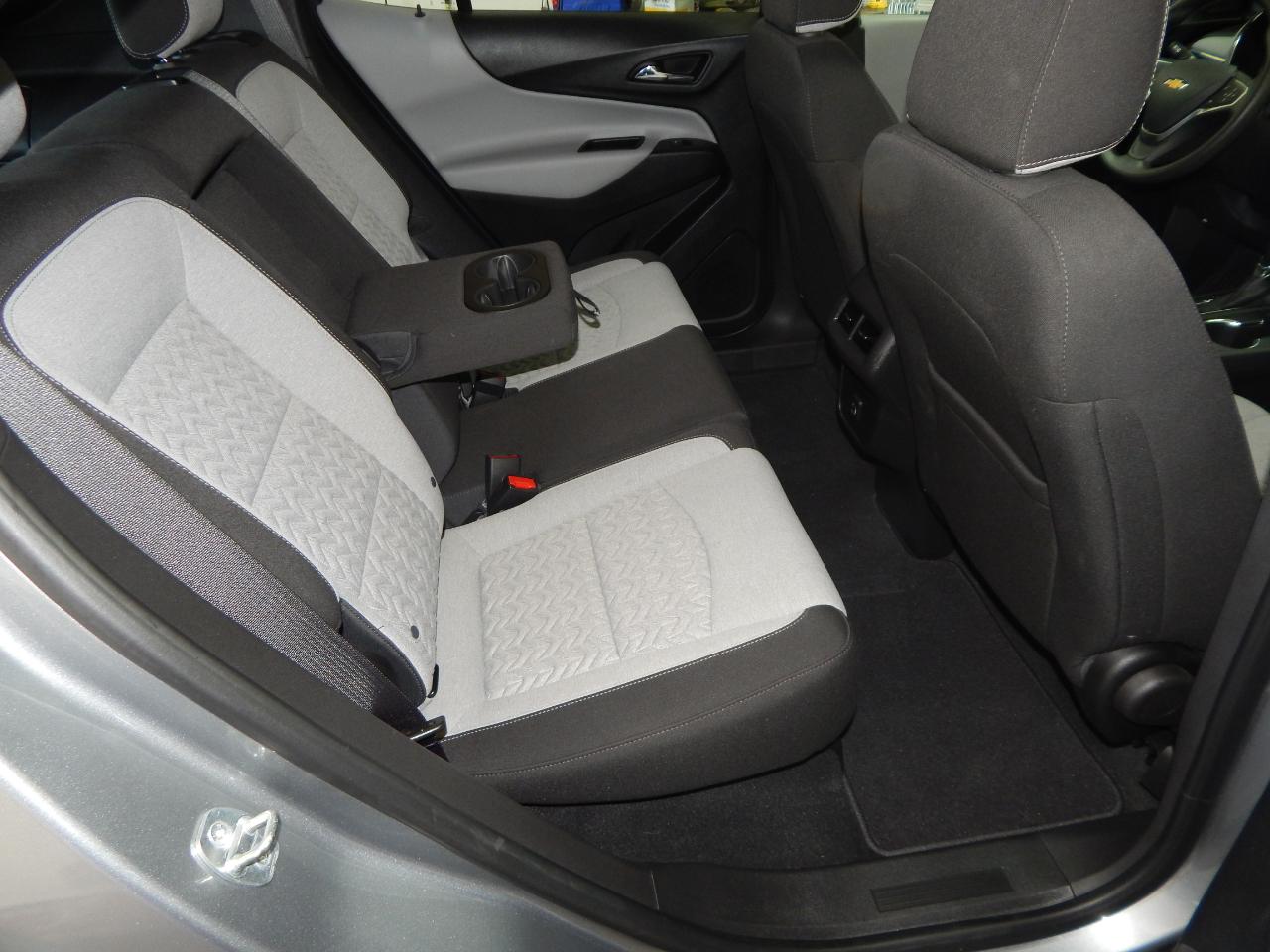 Chevrolet Equinox FWD 4dr LS w/1LS 2023