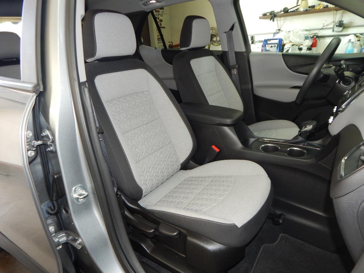 Chevrolet Equinox FWD 4dr LS w/1LS 2023