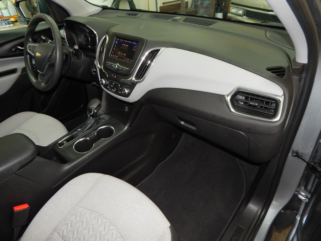 Chevrolet Equinox FWD 4dr LS w/1LS 2023