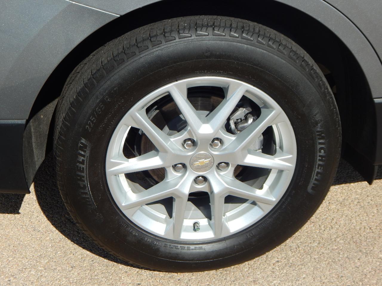 Chevrolet Equinox FWD 4dr LS w/1LS 2023
