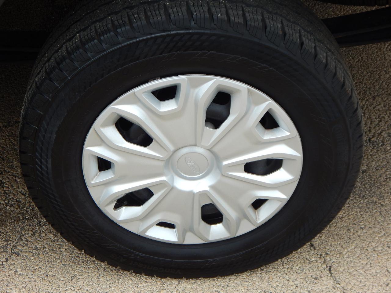 Ford Transit Cargo Van T-250 148" Low Rf 9070 GVWR RWD 2025