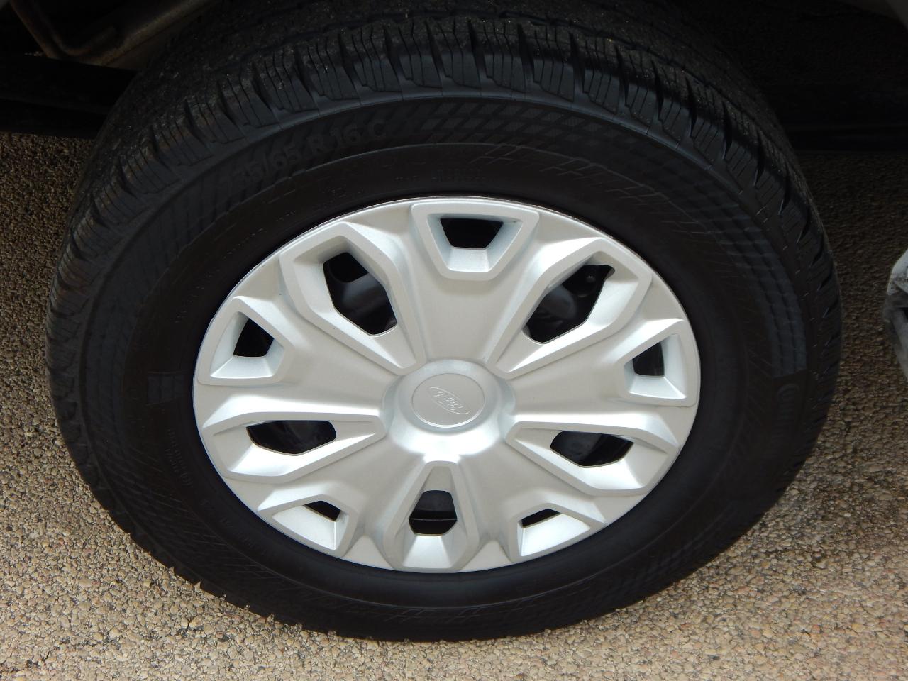 Ford Transit Cargo Van T-250 148" Low Rf 9070 GVWR RWD 2025