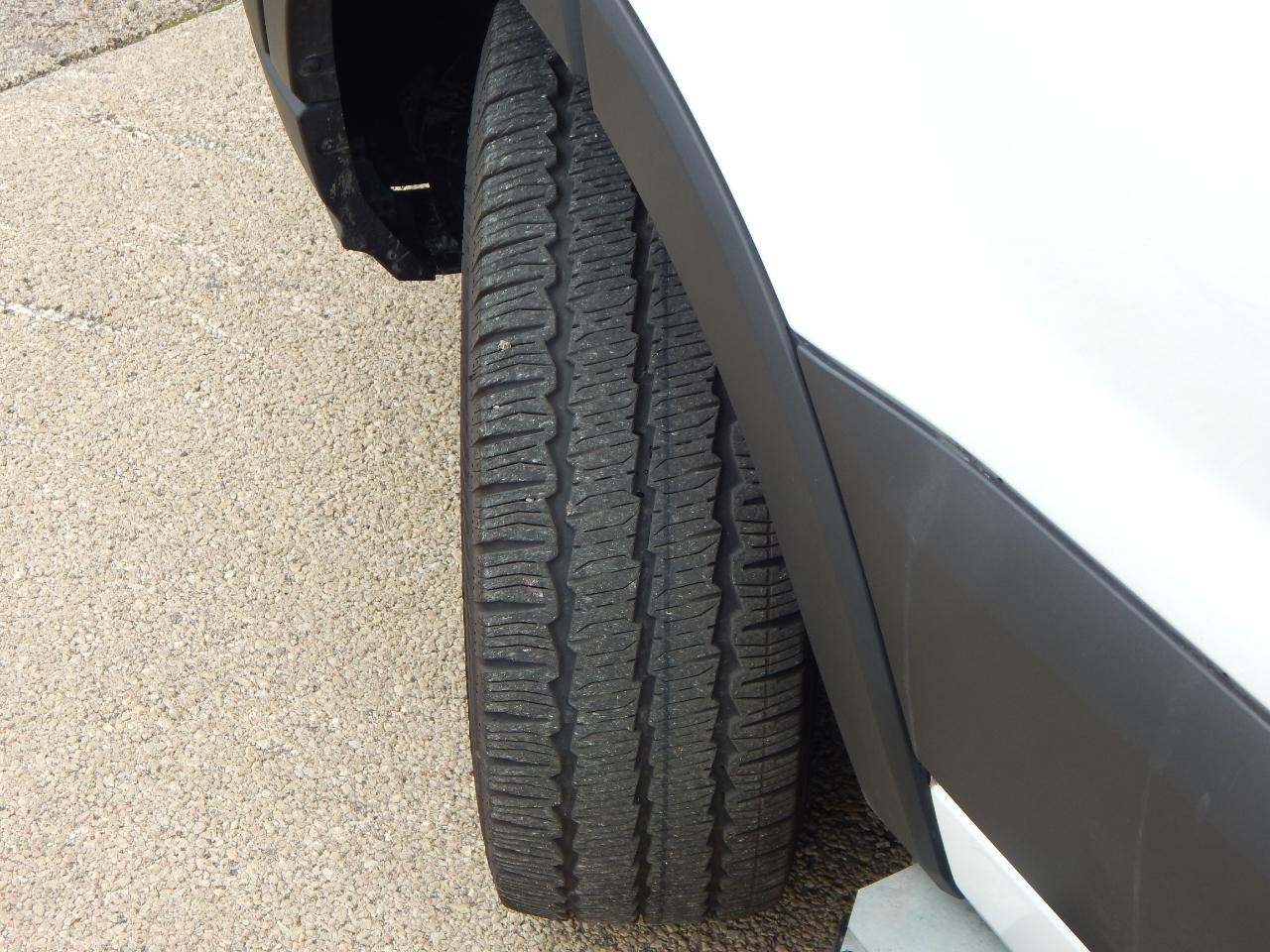 Ford Transit Cargo Van T-250 148" Low Rf 9070 GVWR RWD 2025