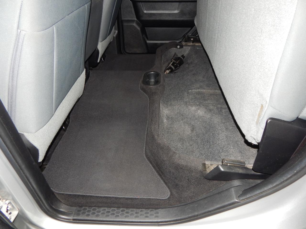 RAM 1500 4WD Crew Cab 140.5" Tradesman 2016