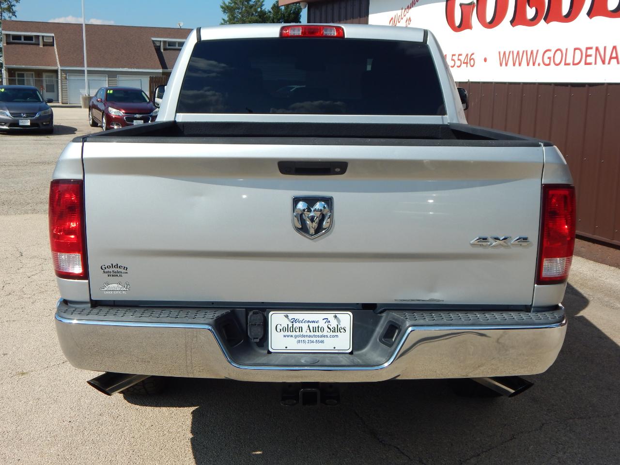 RAM 1500 4WD Crew Cab 140.5" Tradesman 2016