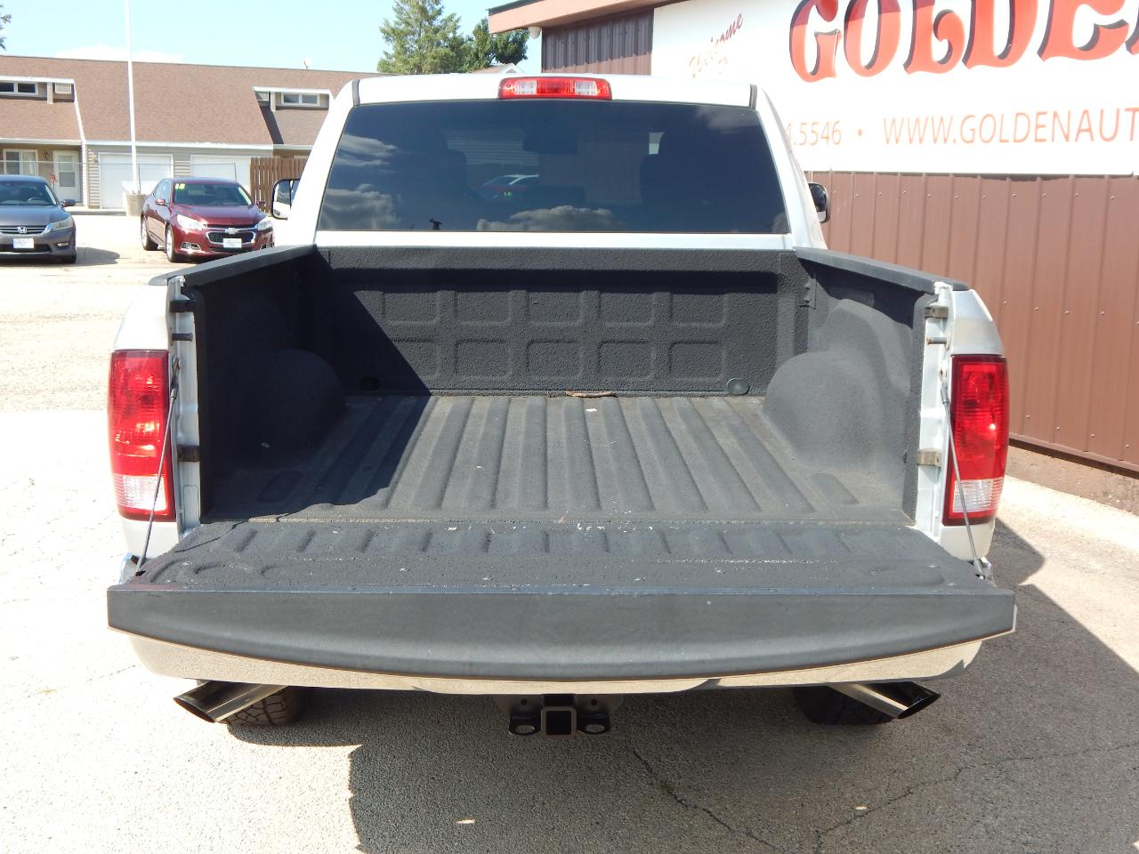 RAM 1500 4WD Crew Cab 140.5" Tradesman 2016