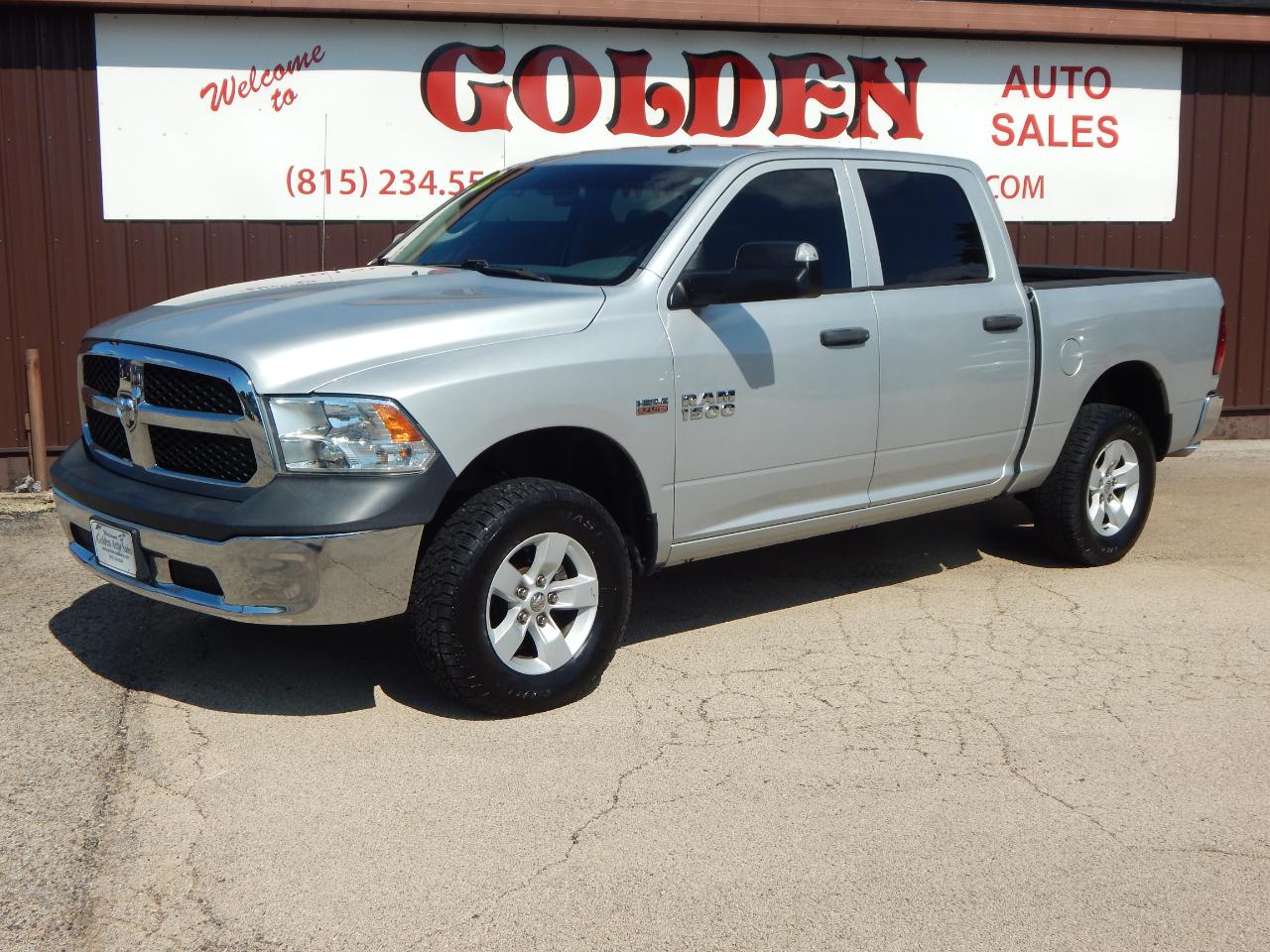 RAM 1500 4WD Crew Cab 140.5" Tradesman 2016
