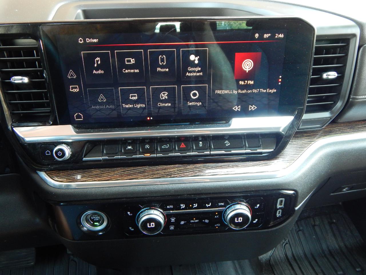 GMC Sierra 1500 4WD Crew Cab 147" Elevation 2024