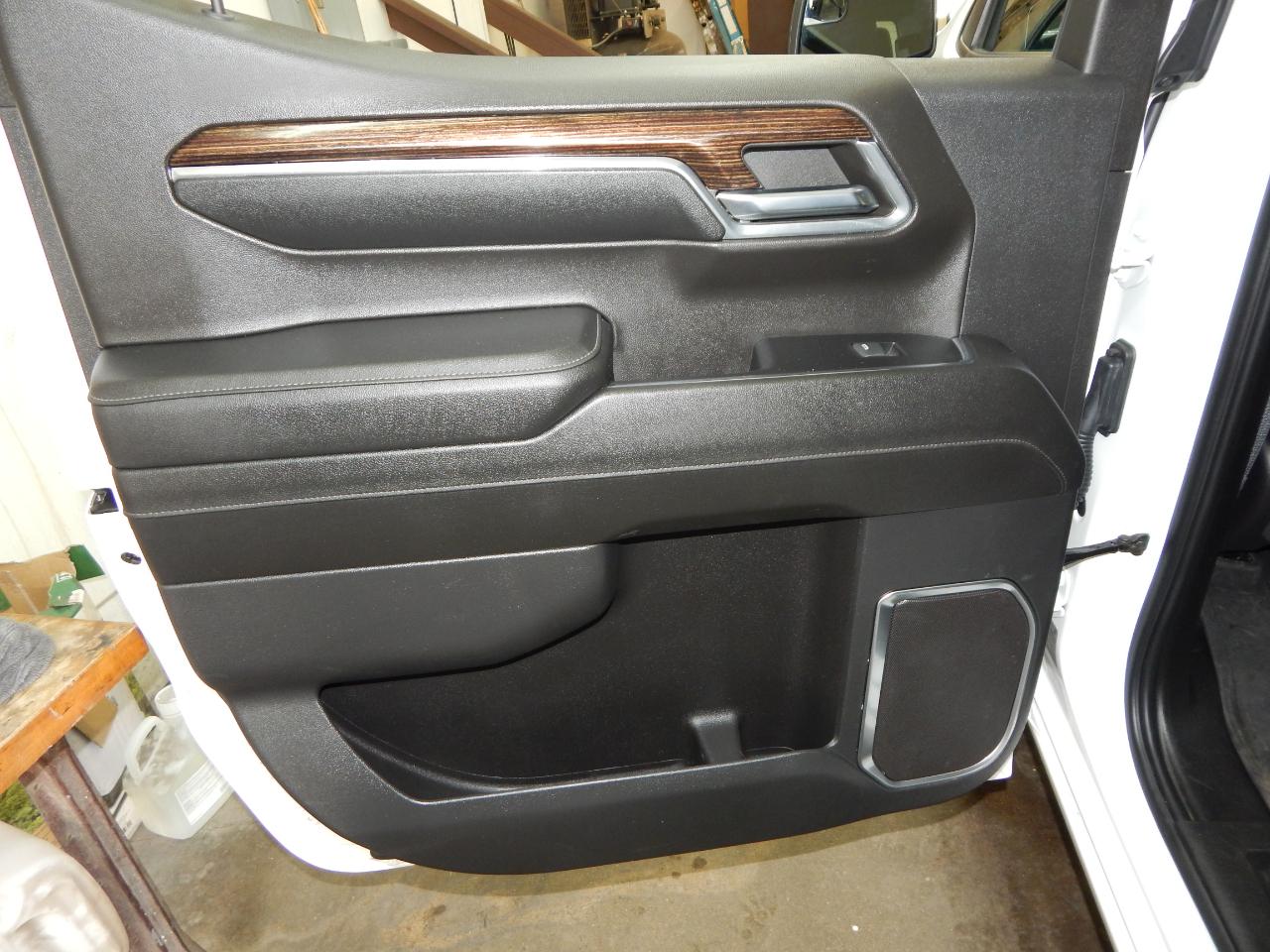GMC Sierra 1500 4WD Crew Cab 147" Elevation 2024