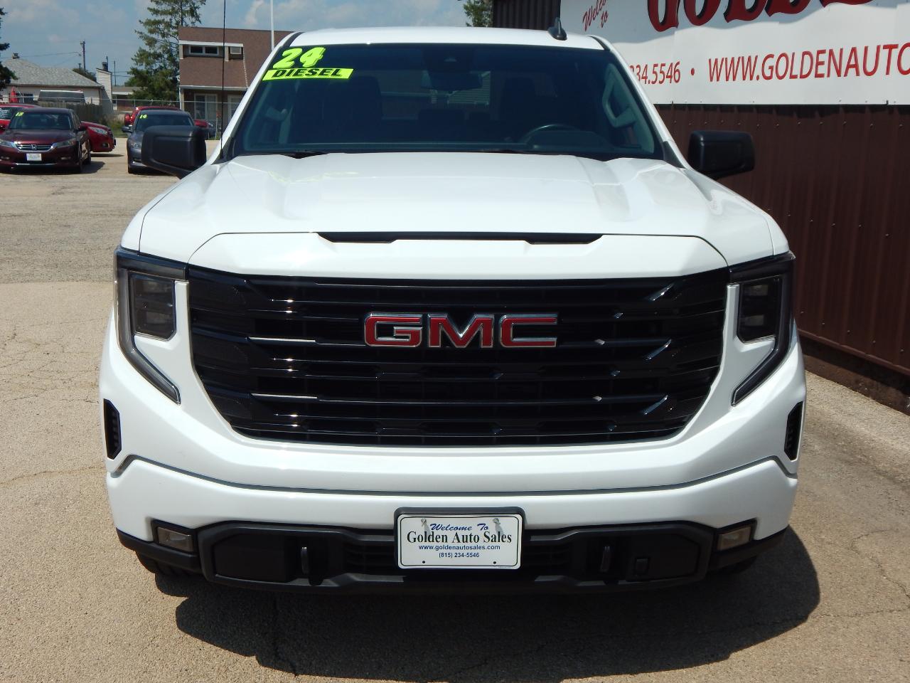 GMC Sierra 1500 4WD Crew Cab 147" Elevation 2024
