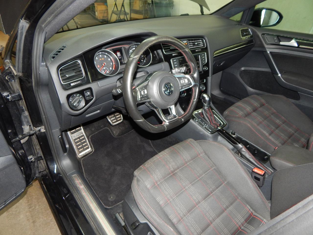 Volkswagen Golf GTI 4dr HB DSG S w/Performance Pkg 2016