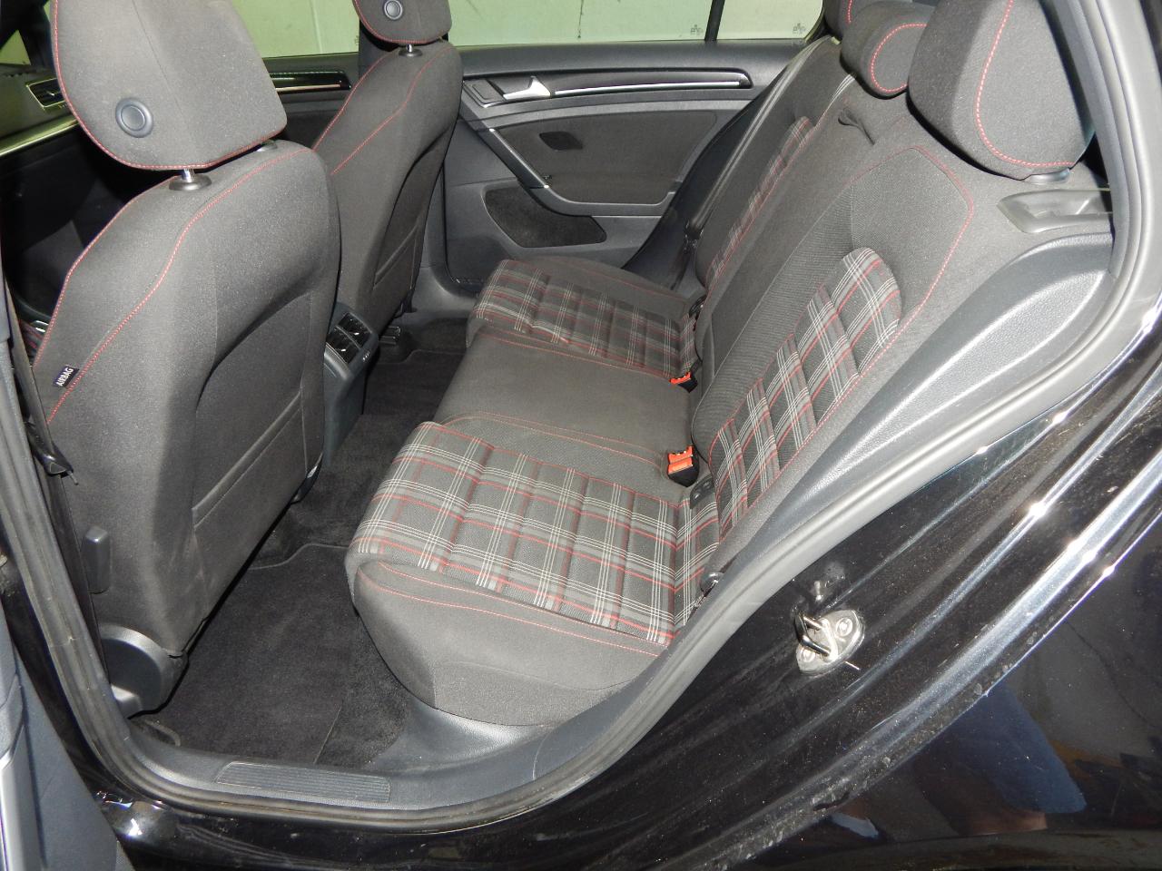 Volkswagen Golf GTI 4dr HB DSG S w/Performance Pkg 2016