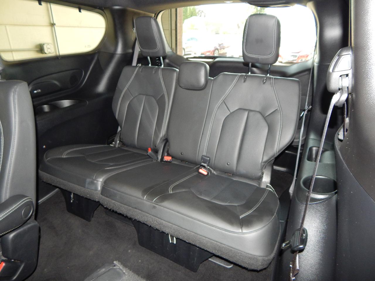 Chrysler Pacifica Touring L Plus FWD 2019