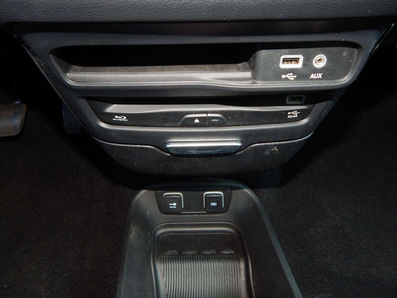 Chrysler Pacifica Touring L Plus FWD 2019
