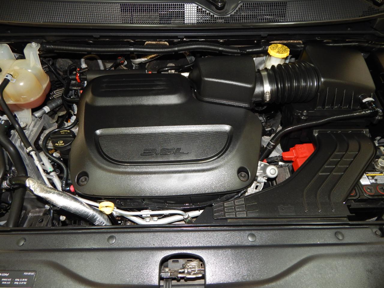 Chrysler Pacifica Touring L Plus FWD 2019