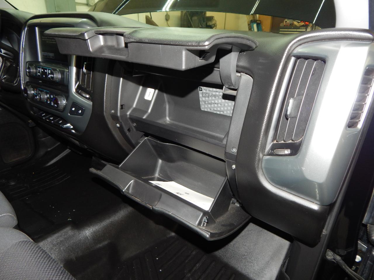 Chevrolet Silverado 1500 4WD Crew Cab 143.5" LT w/2LT 2018
