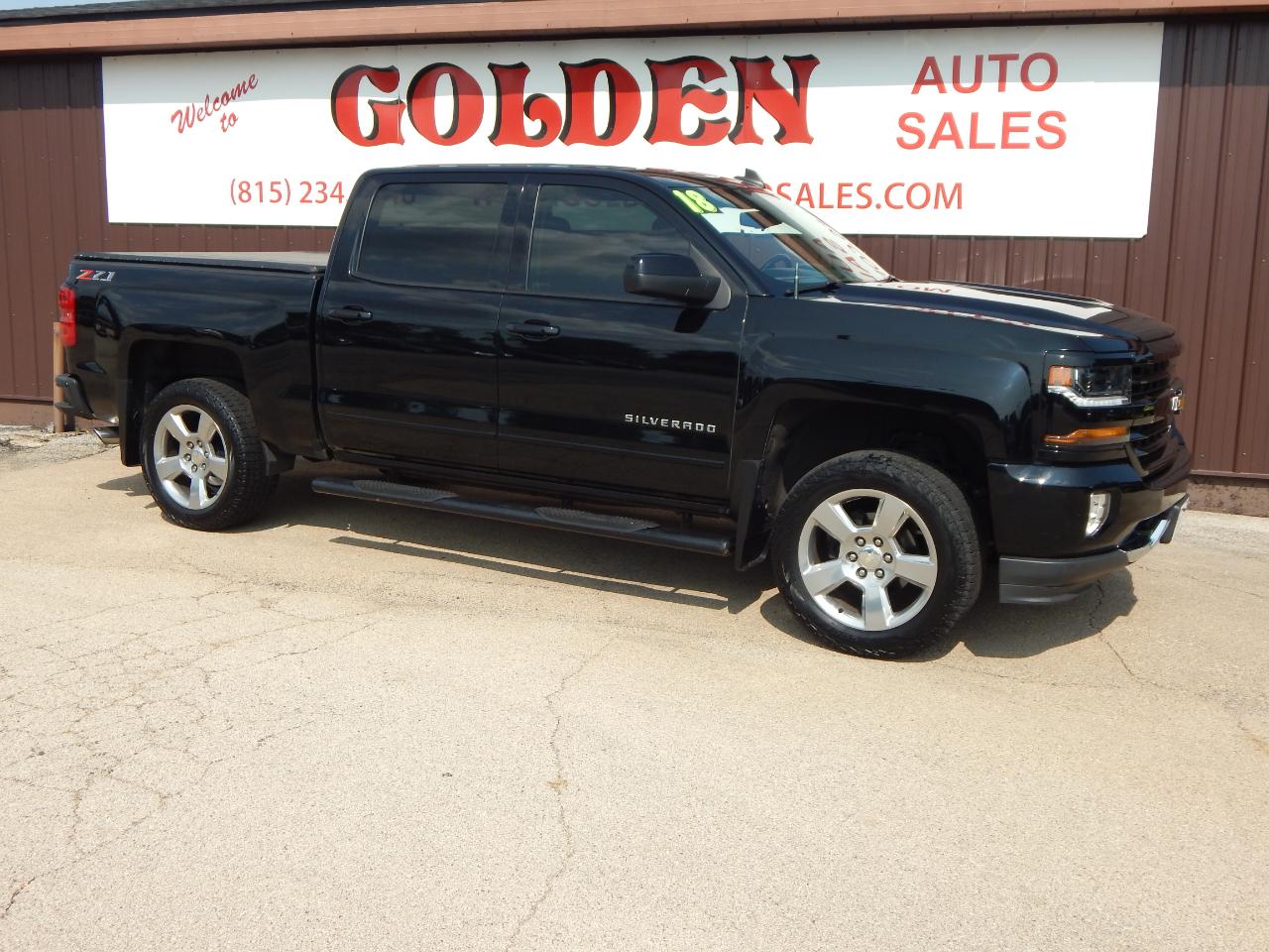 Chevrolet Silverado 1500 4WD Crew Cab 143.5" LT w/2LT 2018