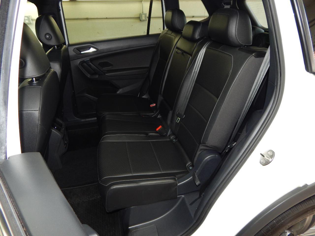 Volkswagen Tiguan 2.0T SEL R-Line Black 4MOTION 2019