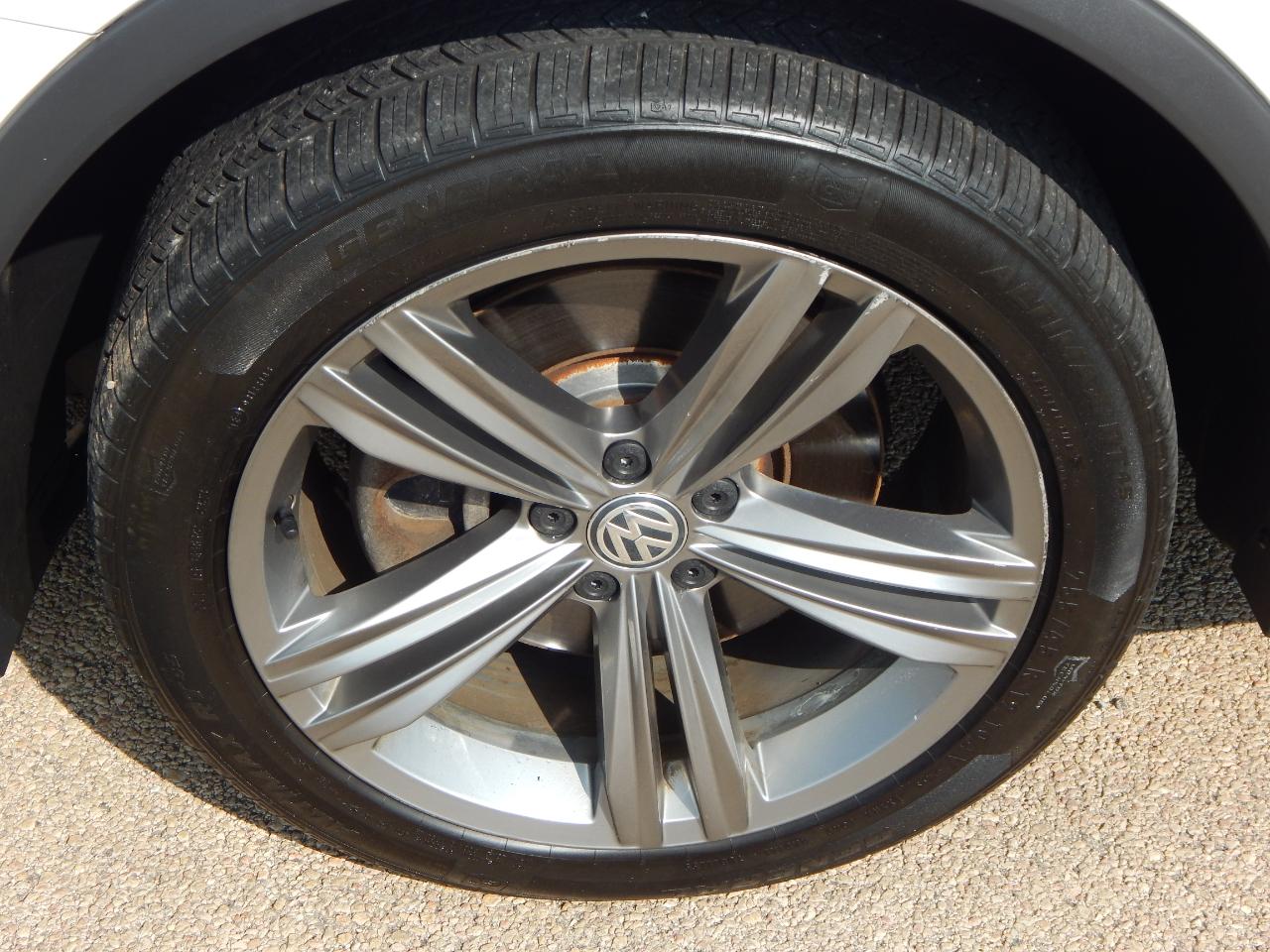 Volkswagen Tiguan 2.0T SEL R-Line Black 4MOTION 2019