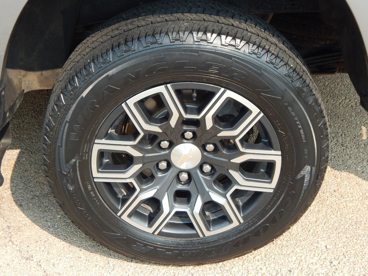 Chevrolet Colorado  2023