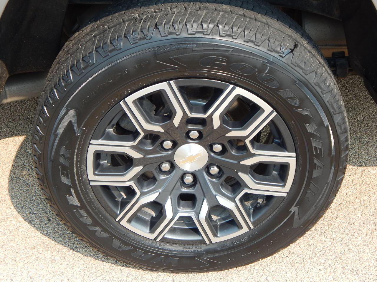 Chevrolet Colorado  2023