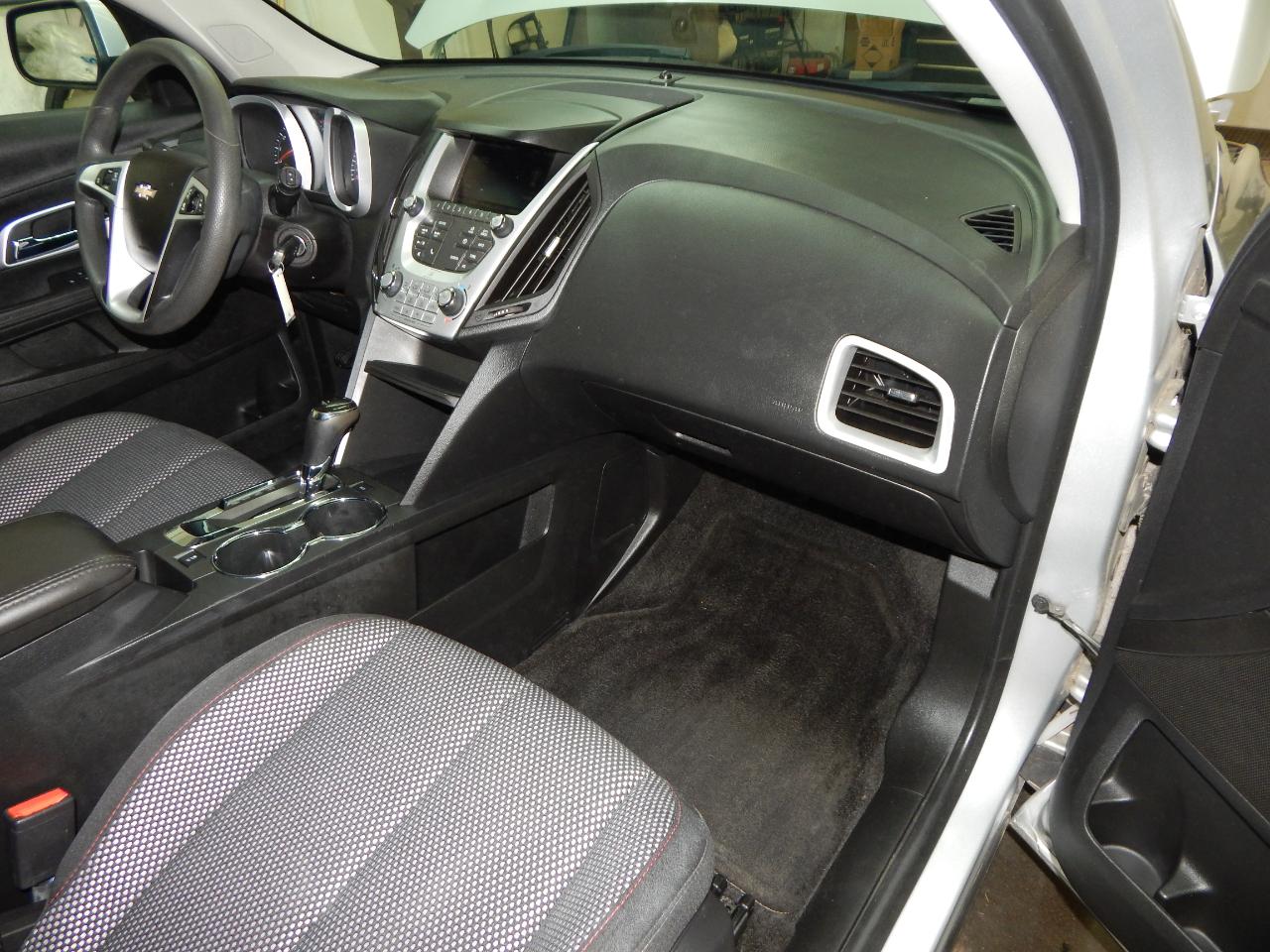 Chevrolet Equinox FWD 4dr LT w/1LT 2017
