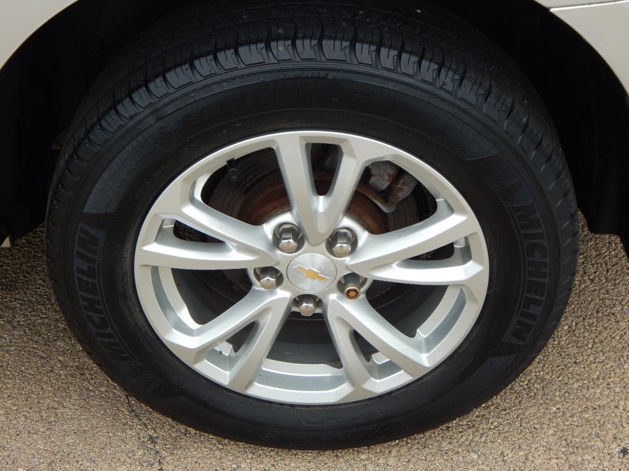 Chevrolet Equinox FWD 4dr LT w/1LT 2017