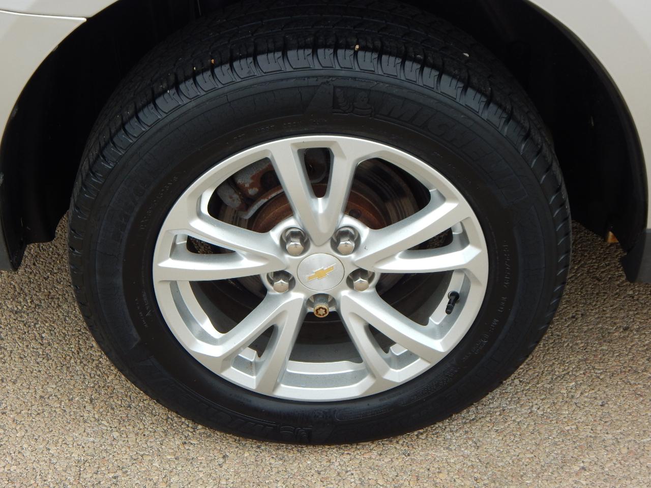 Chevrolet Equinox FWD 4dr LT w/1LT 2017