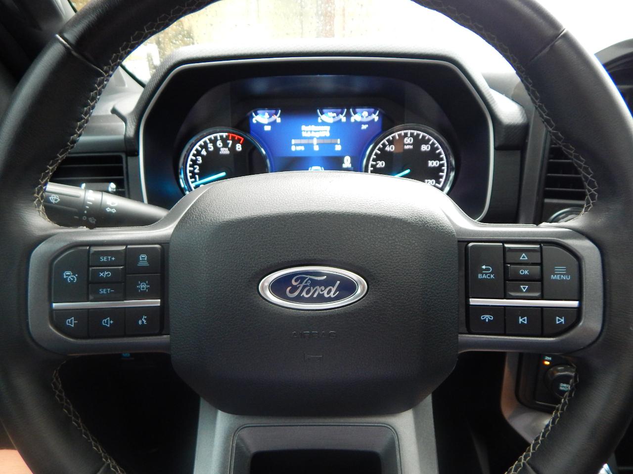 Ford F-150 XLT 4WD SuperCrew 5.5' Box 2023