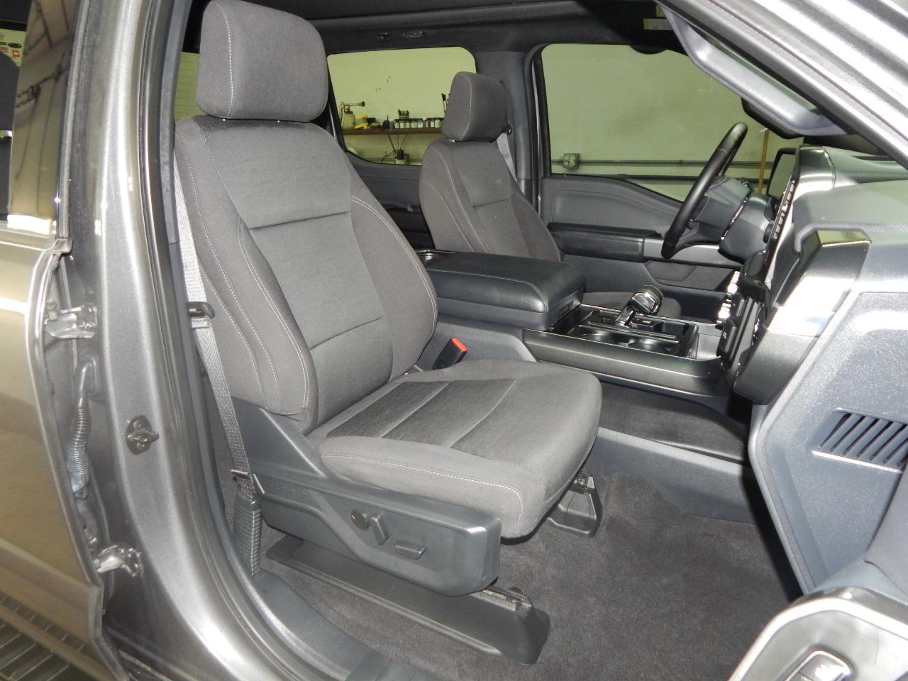 Ford F-150 XLT 4WD SuperCrew 5.5' Box 2023