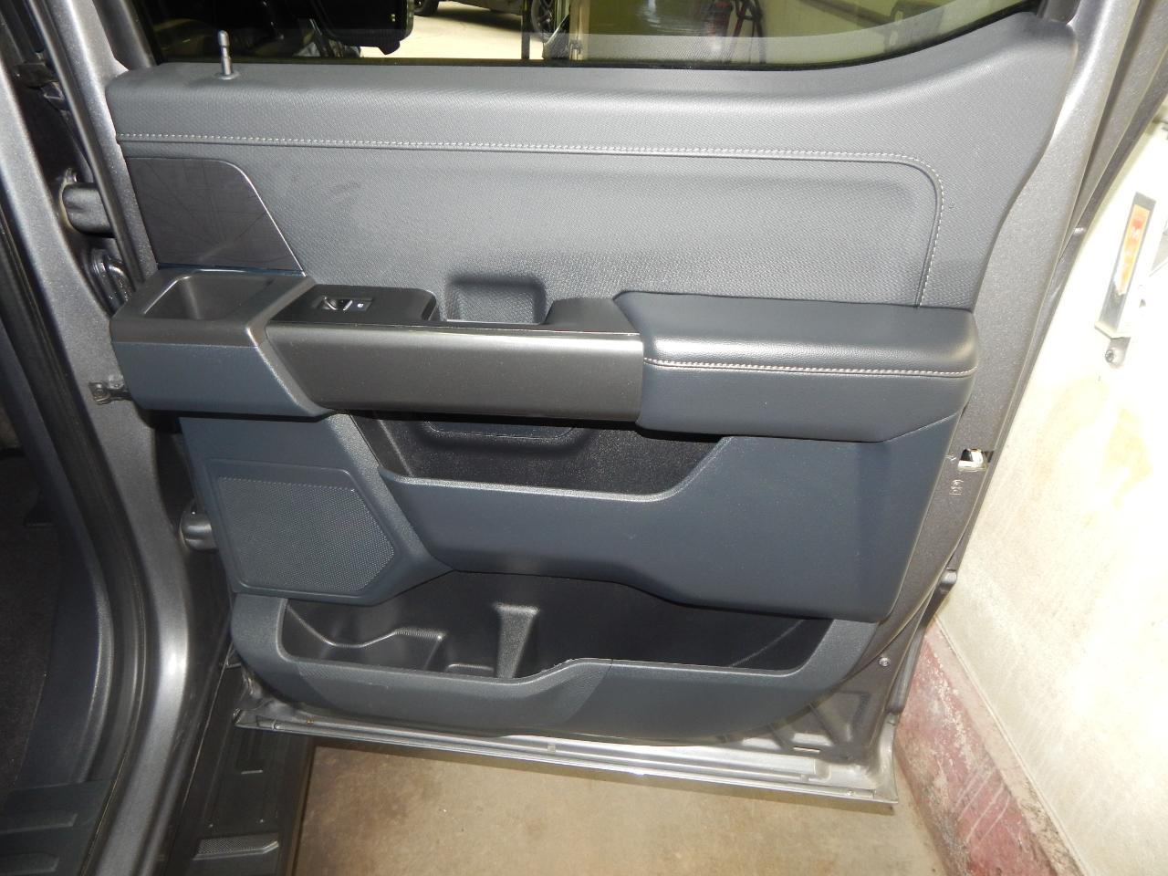 Ford F-150 XLT 4WD SuperCrew 5.5' Box 2023