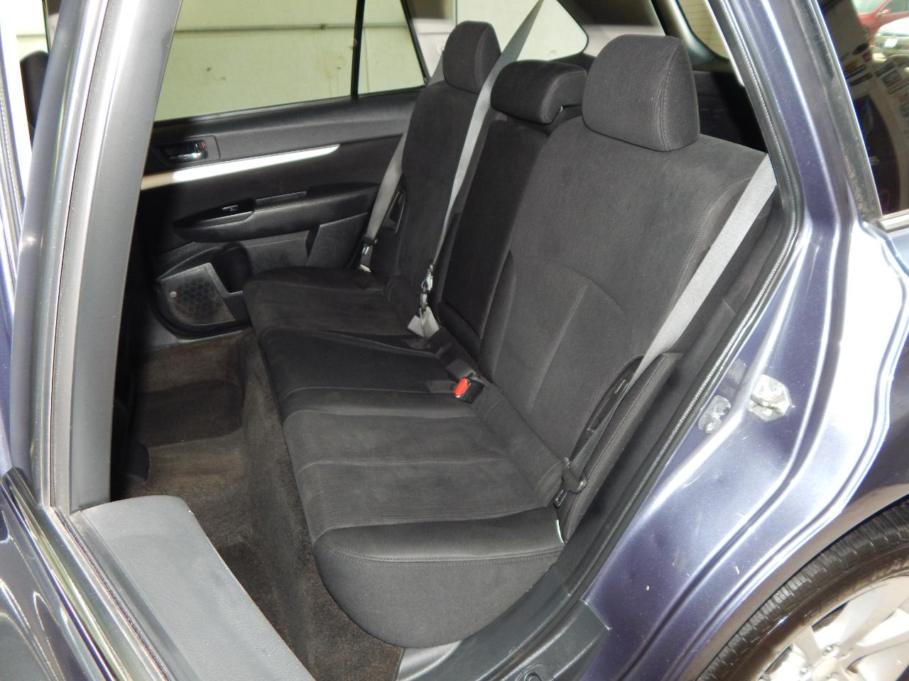Subaru Outback 4dr Wgn H4 Auto 2.5i Premium 2014