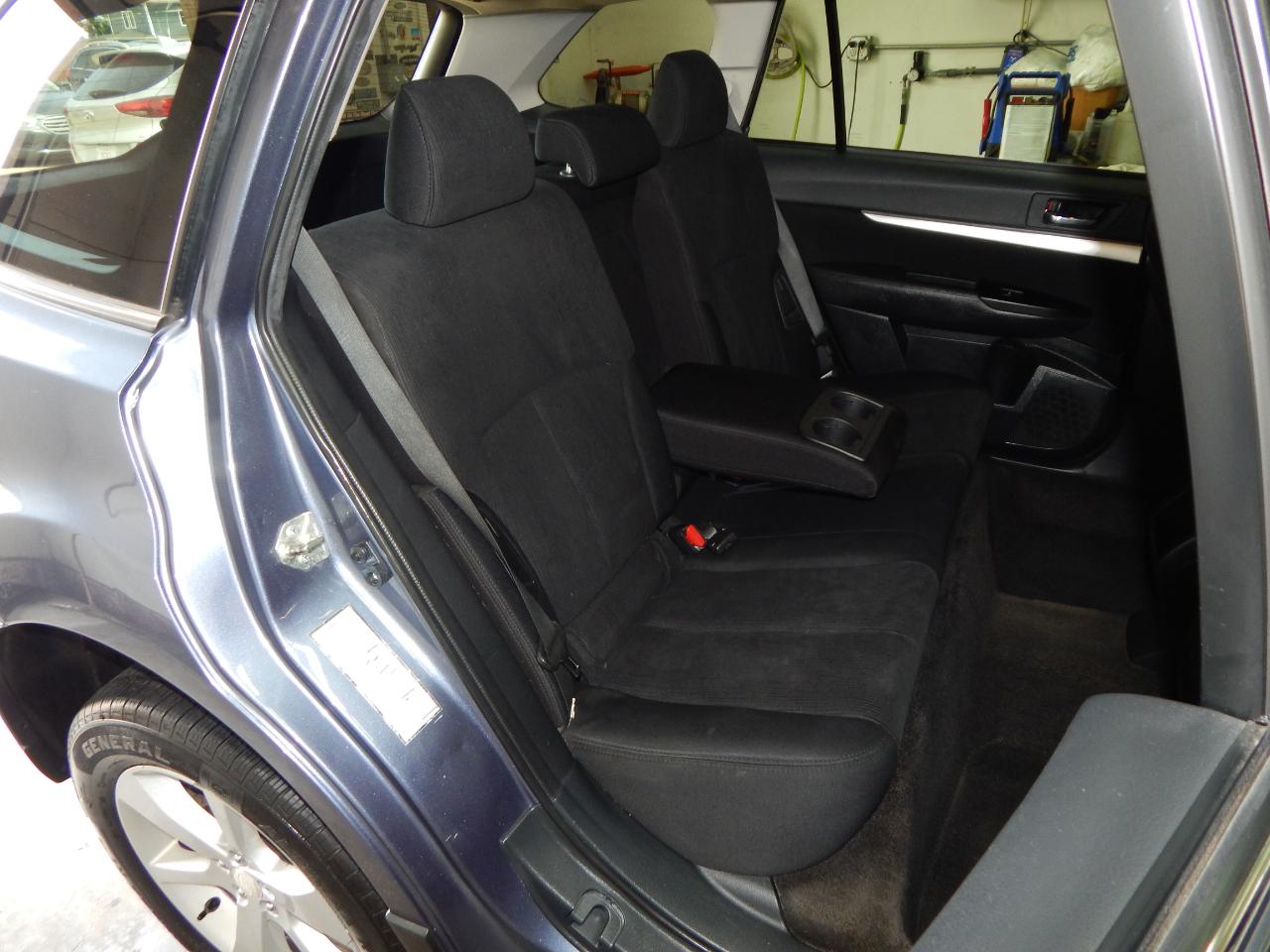 Subaru Outback 4dr Wgn H4 Auto 2.5i Premium 2014