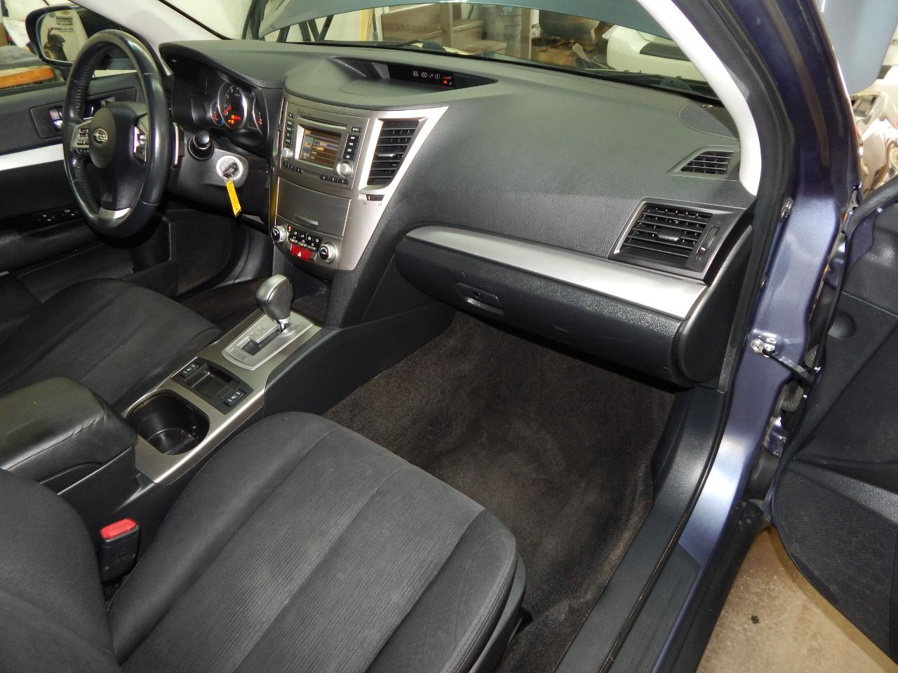 Subaru Outback 4dr Wgn H4 Auto 2.5i Premium 2014