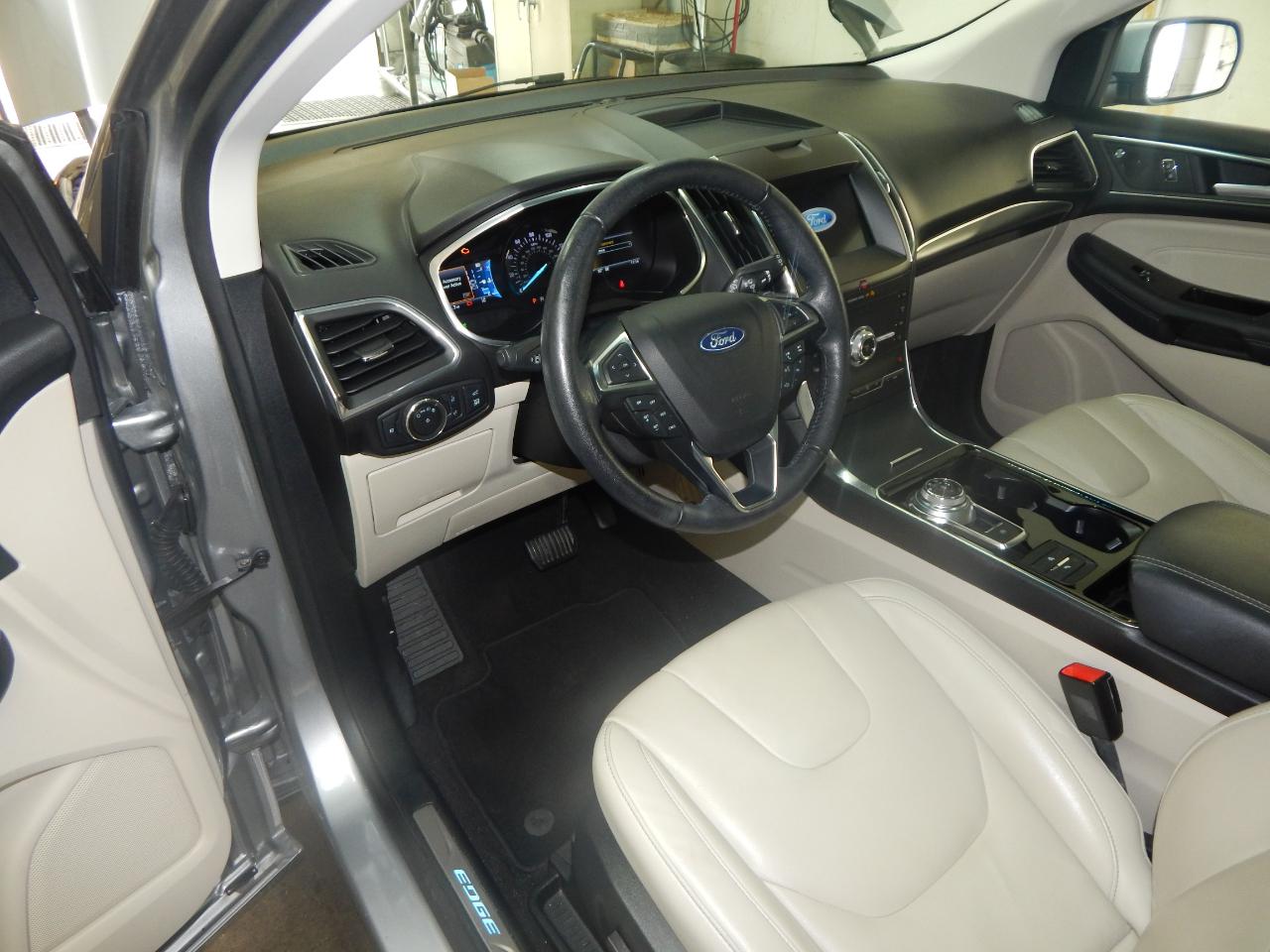 Ford Edge Titanium AWD 2020