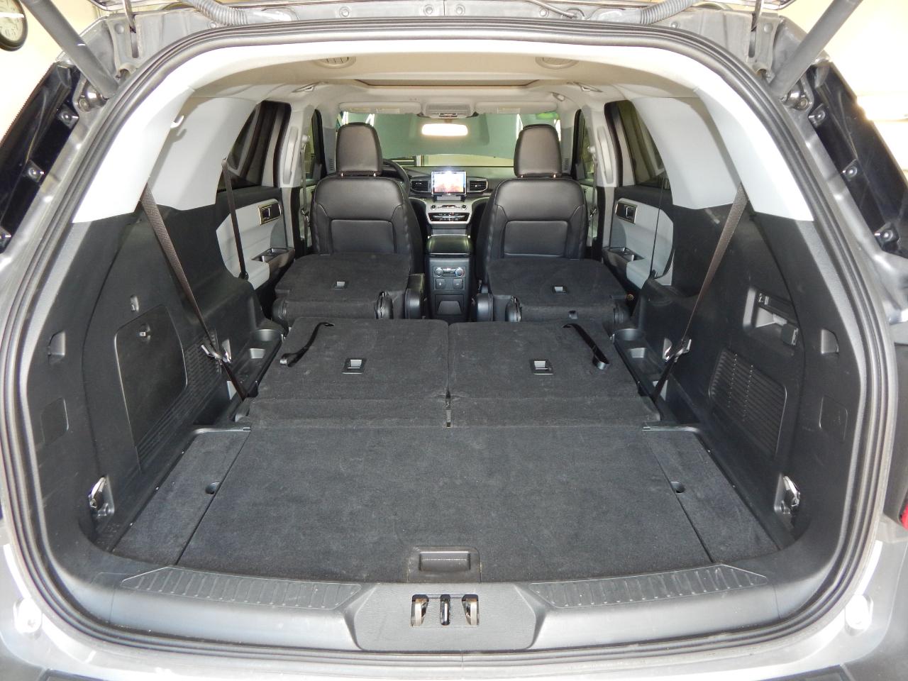 Ford Explorer XLT 4WD 2023